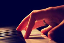 英超-萨拉赫传射建功 利物浦2-1切尔西夺四连胜.